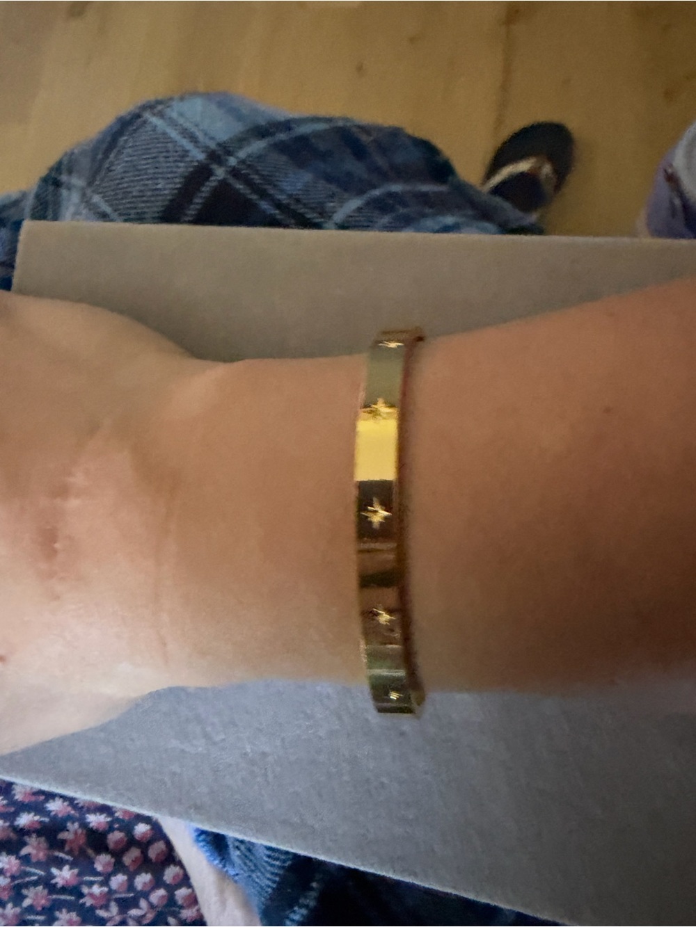 Gold Star Accent Women's Bangle Bracelet